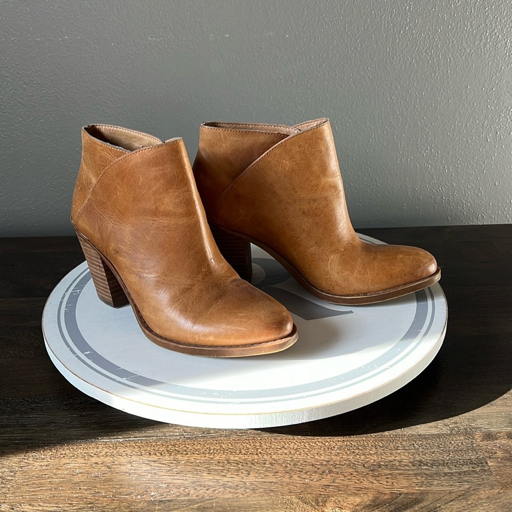 Lucky brand eesa bootie